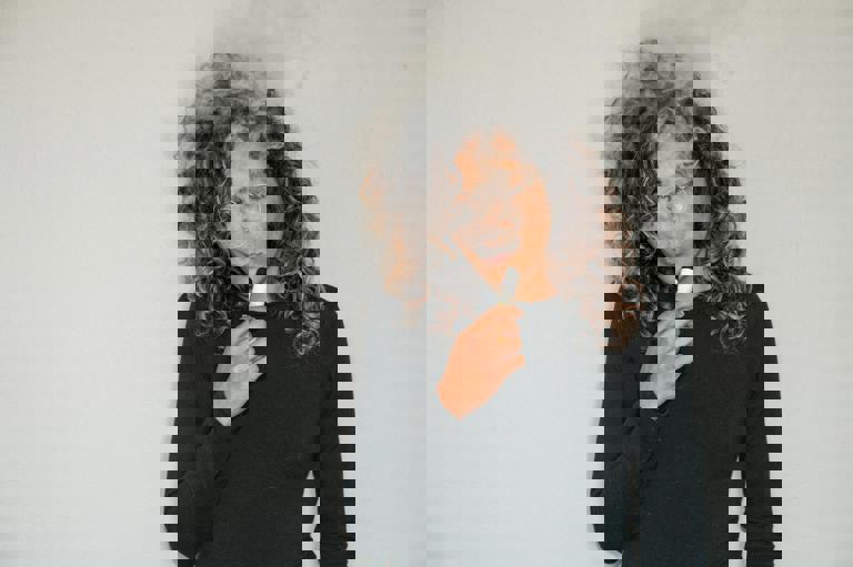 New Health Regulation to Ban Flavored Vapes Approved After Heated Debate